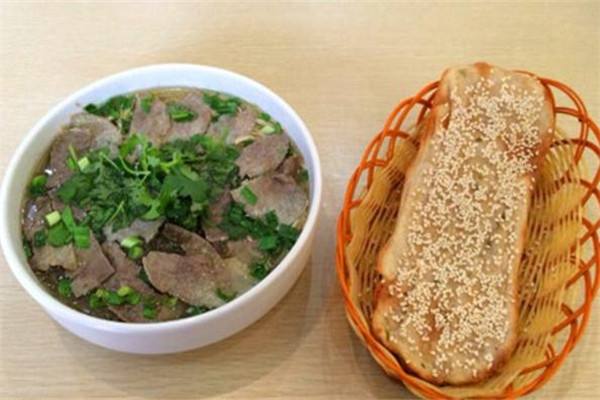 一碗淮南牛肉汤，留住千年记忆(图1)